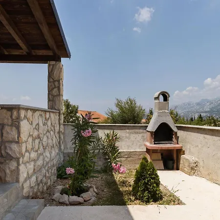 In Jasenice Near Modric Cave Dom wakacyjny *