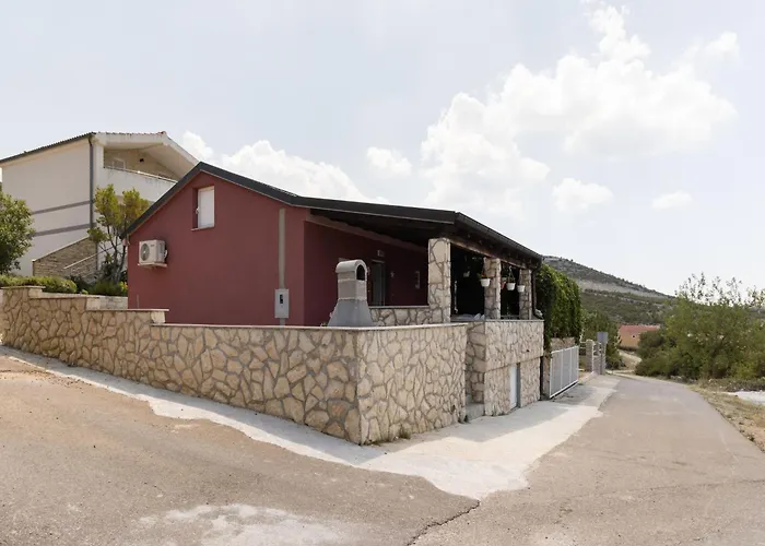 In Jasenice Near Modric Cave Dom wakacyjny